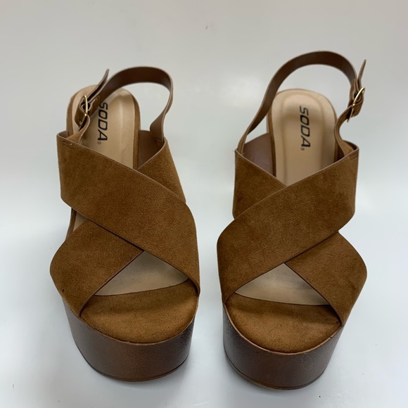 soda wedge heels